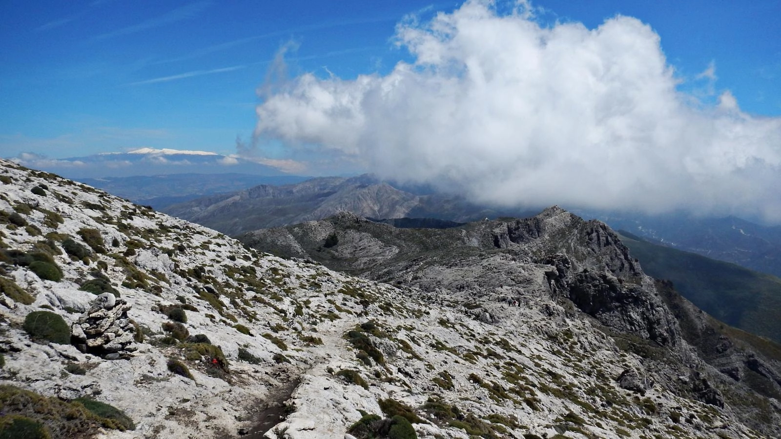 Пеший туризм и горы